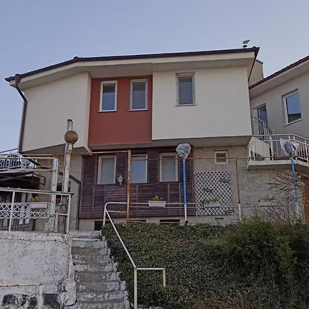아파트 Nikolovi