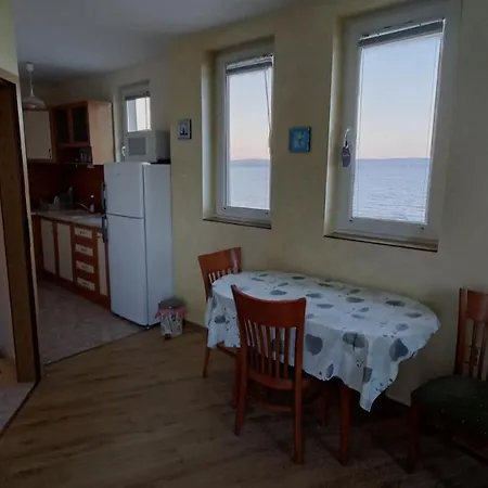 Nikolovi * Pomorie
